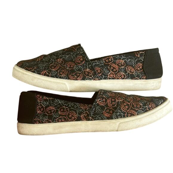 Tommy Bahama Halloween Slip-On Sneakers - Picture 5 of 5